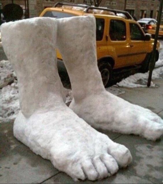2 feet.jpg